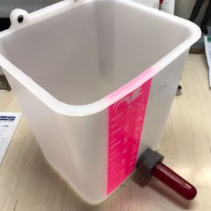 سطل شیرنوش پستانک دار گوساله با مکانیزم پستانک آلمانی